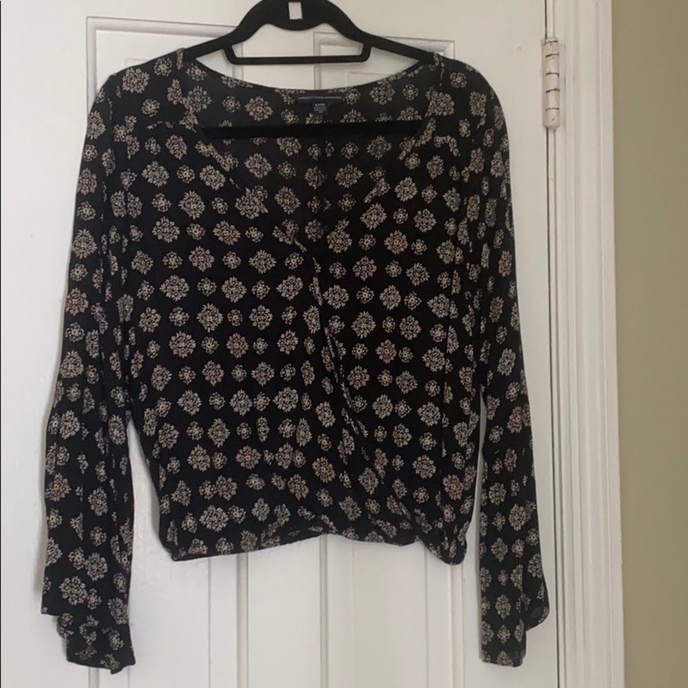 Blouse with bell sleeve